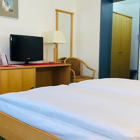Park-appartements Ostseebad 500 M Zum Penzion 3*