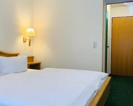 Park-appartements Ostseebad 500 M Zum Penzion 3*