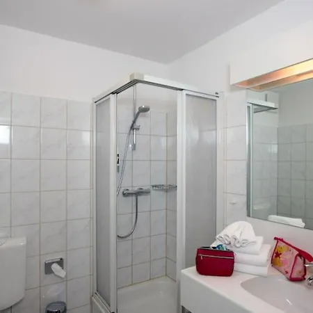 Park-2-raum-appartements Ostseebad 500 M Zum Sellin (Rugen)