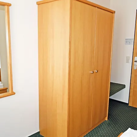 Park-appartements Ostseebad 500 M Zum Penzion 3*