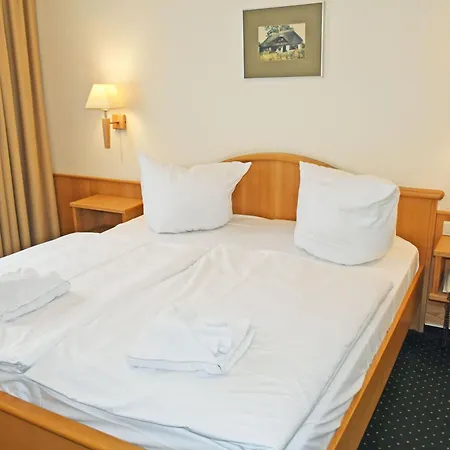 Penzion Park-appartements Ostseebad 500 M Zum Sellin (Rugen)